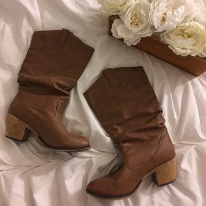 Classic brown boots